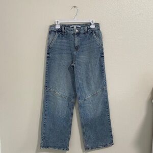 Women’s Celebrity Pink wide leg Jeans.